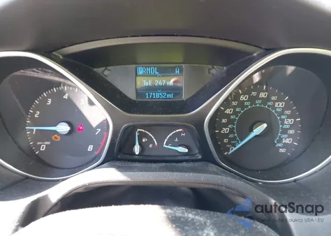 2012 Ford Focus Se z USA, uszkodzony, nr VIN 1FAHP3K22CL352889